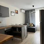 Apartment Sun Crib Warna