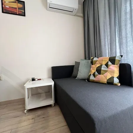 Apartment Sun Crib *